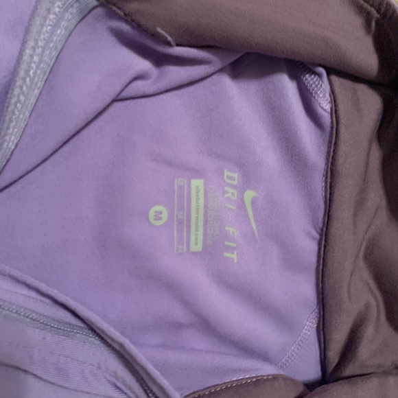 Women’s nike 1/4 zip - Picture 2 of 2